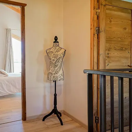Chalet Des Arts *