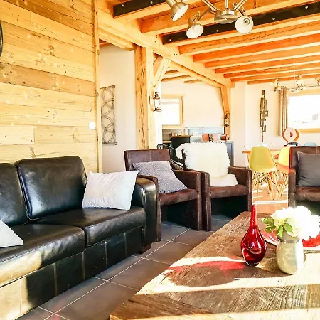 샬레 Chalet Des Arts *