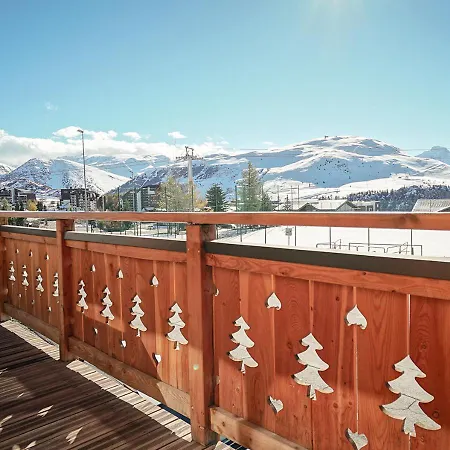 Chalet Des Arts